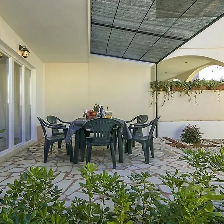 Holiday home Charming Beachfront In