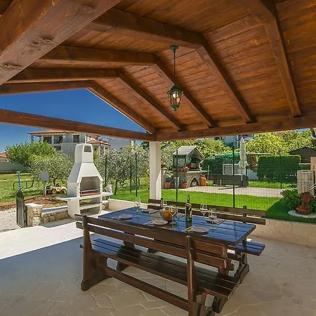 Holiday home Charming Beachfront In