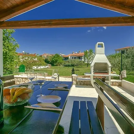 Holiday home Charming Beachfront In *