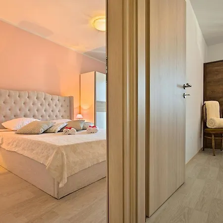 Charming Beachfront In * Porec